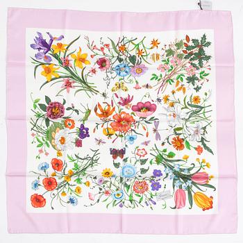 Gucci, scarf, "Flora".