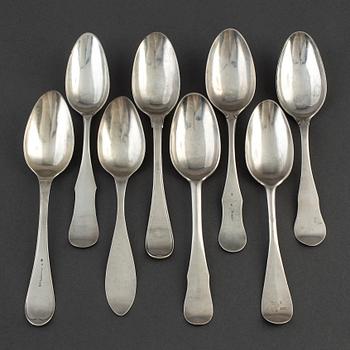 Eight silver spoons, including Johan Abraham Hallard, Stockholm (1774-1809) and Lars Granberg, Stockholm (1788-1806).