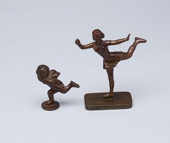 FIGURINER, brons, 2 st, bl a Athena Ystad.