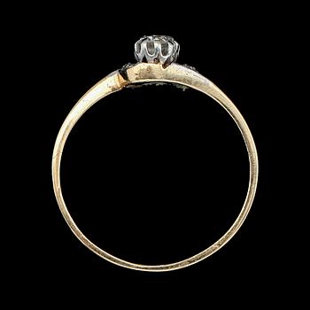 RING, 14K guld och diamanter tot ca 0.19 ct. Total vikt ca 2 g.