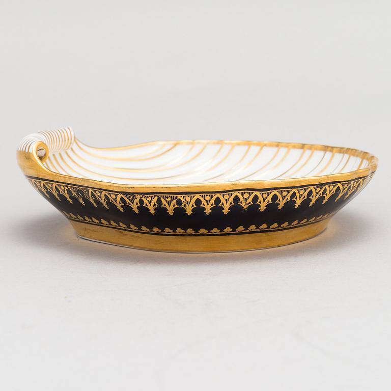 A 19th century porcelain Darte Frères bowl, Paris France.