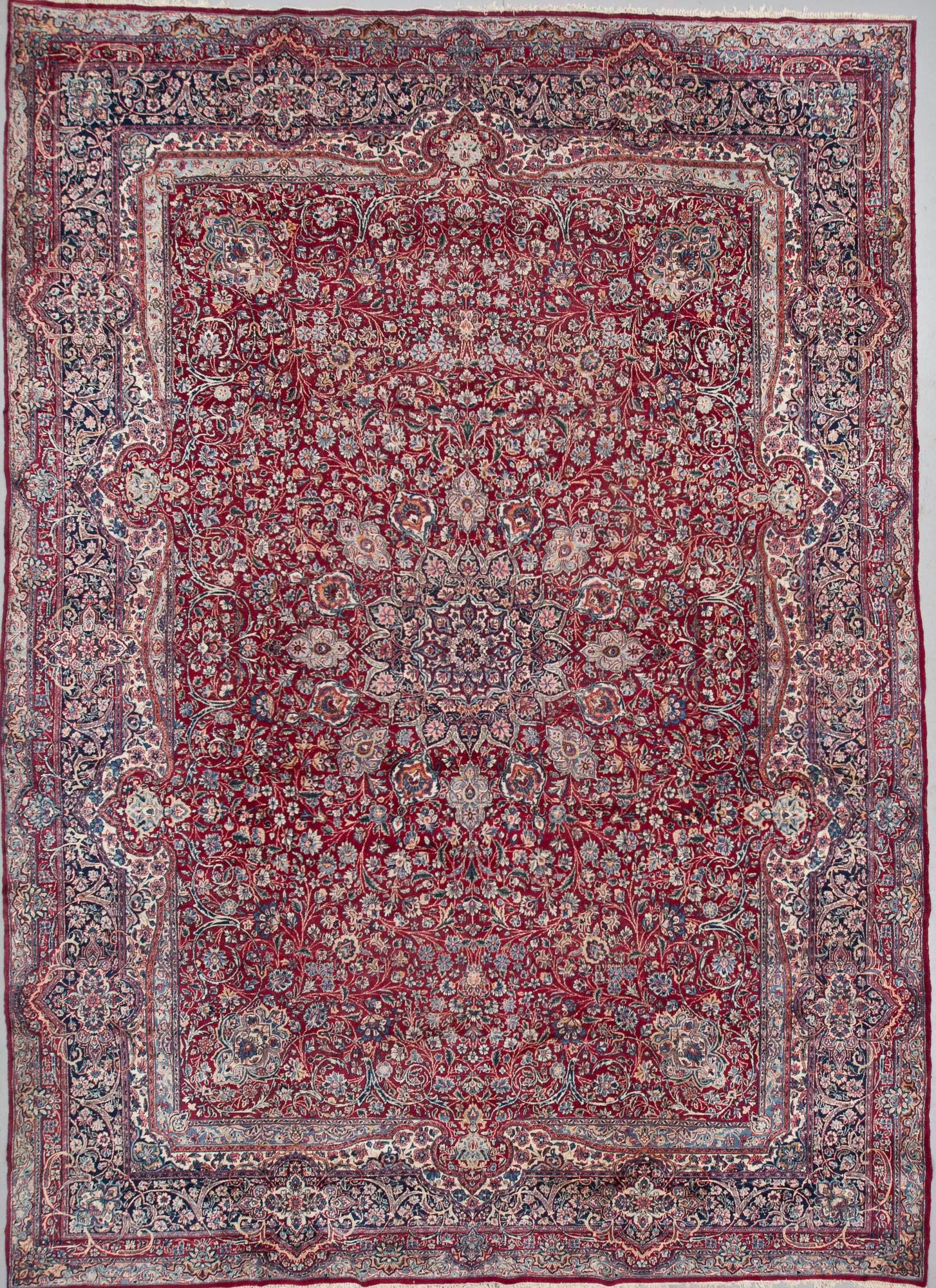 MATTA, semiantik, Kirman laver, ca 407 X 291 cm.
