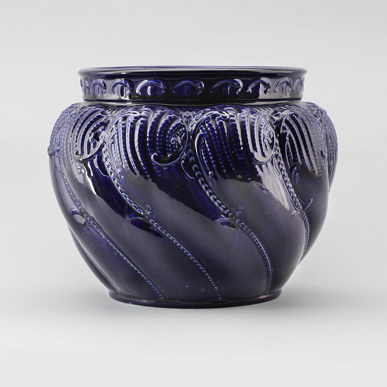 YTTERFODER, porslin, 1900-talets början.