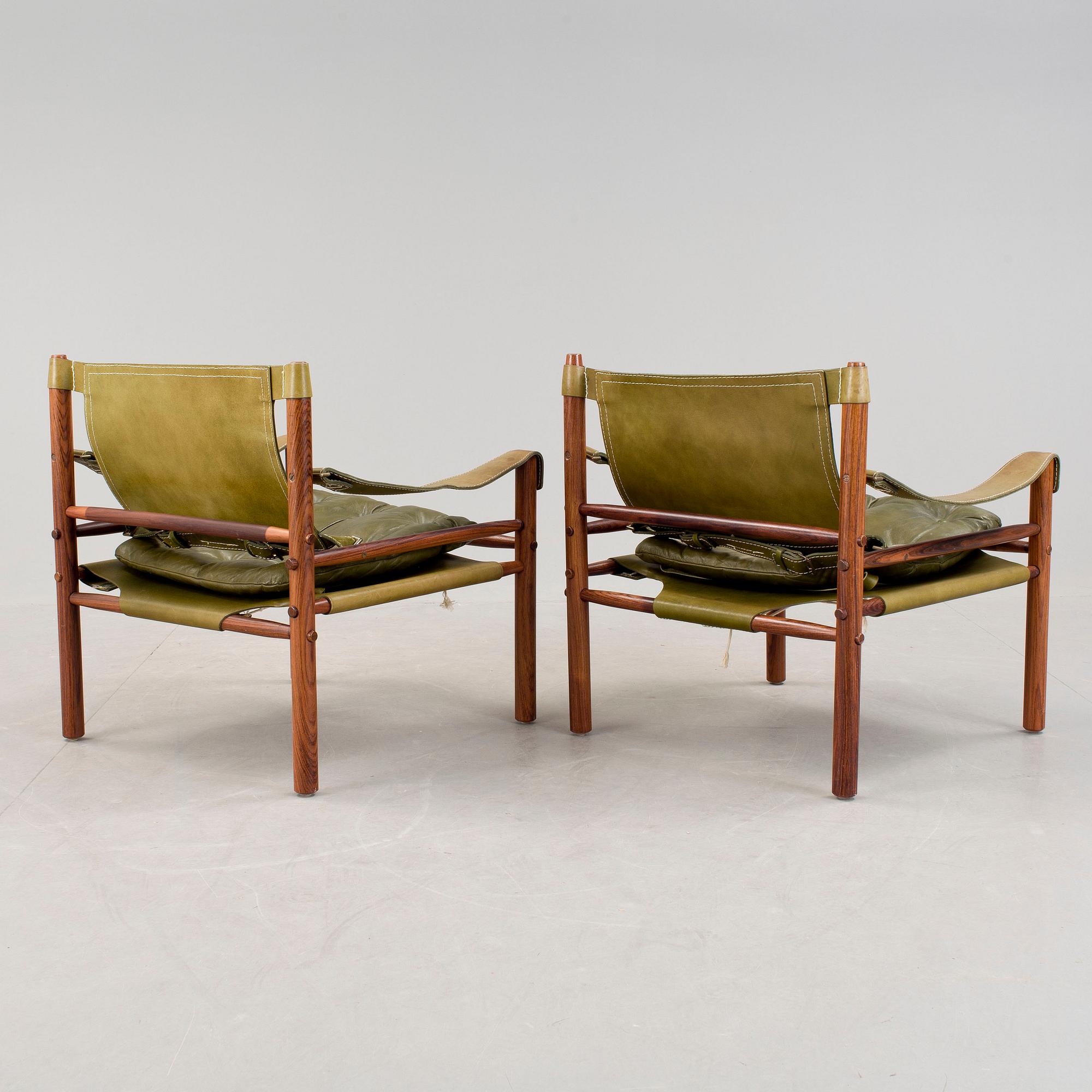 KARMSTOLAR, ett par, "Sirocco", Arne Norell, formgiven 1964.