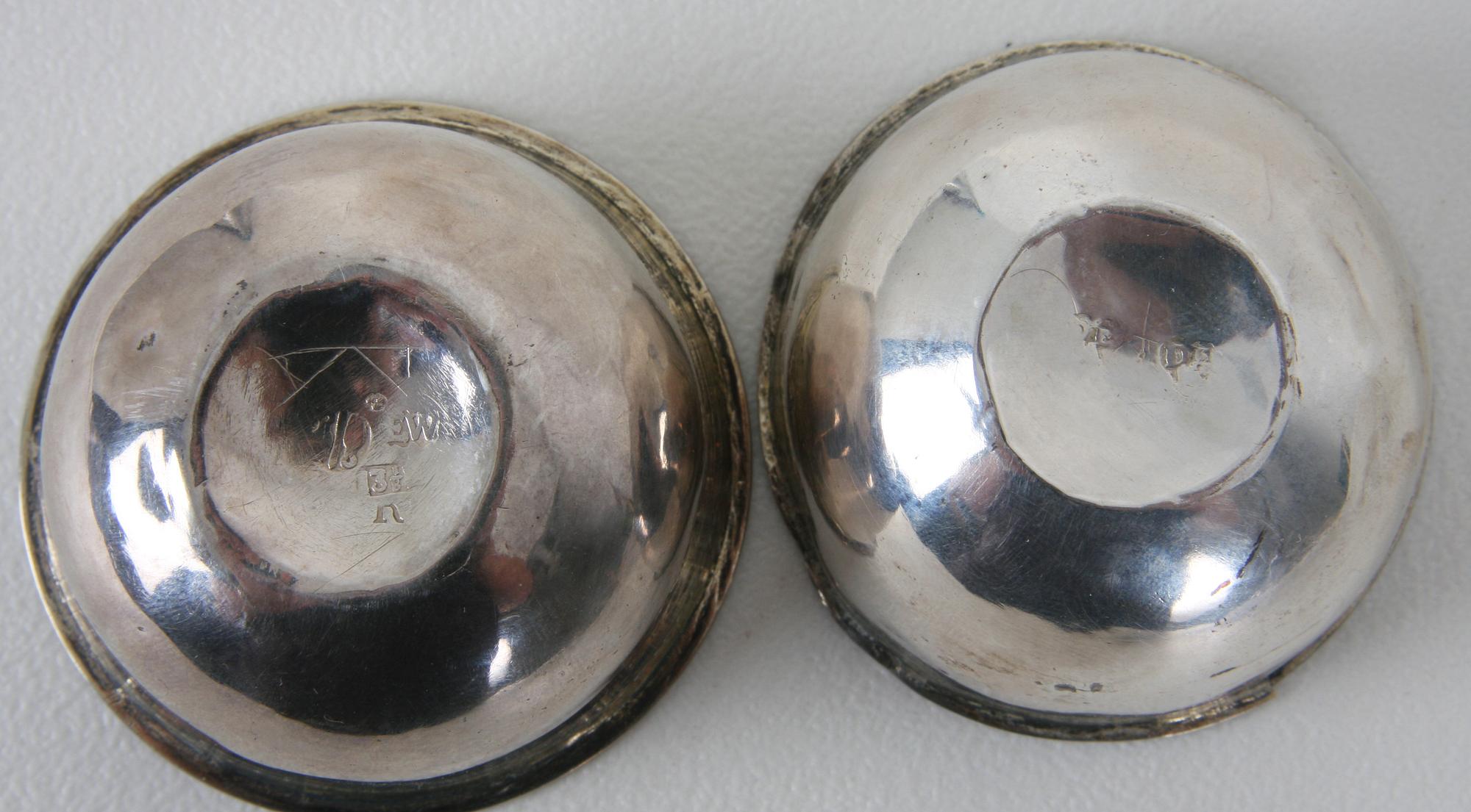 TUMLARE, 2 st, ena Erik Wibeck(1743-1778), Borås resp otydliga stämplar.