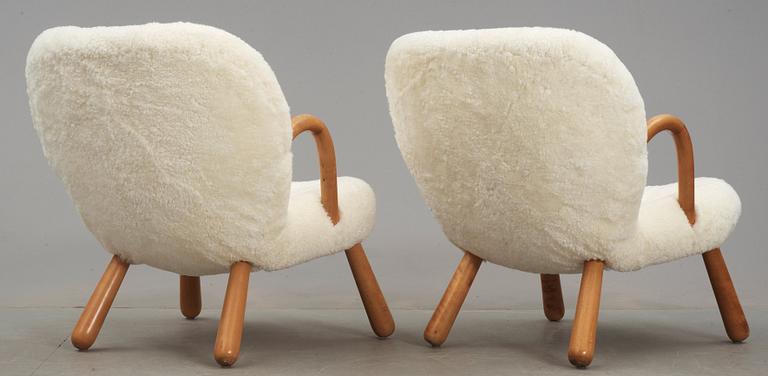 PHILIP ARCTANDER, tillskrivna, fåtöljer, ett par, "Muslinge", 1940-50-tal.