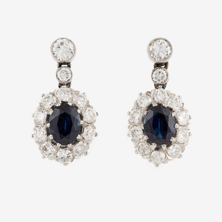 Earrings, CG Hallberg, platinum and gold with sapphires and brilliant-cut diamonds.