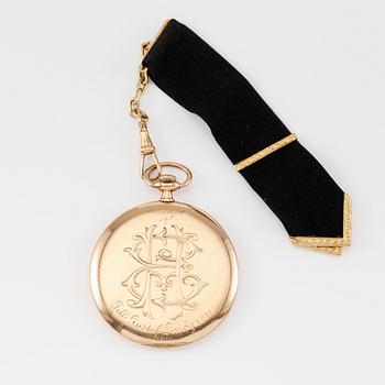 FRACKUR, 18K guld, Longines, omkring år 1900. Vikt med urverk ca 42 gram.