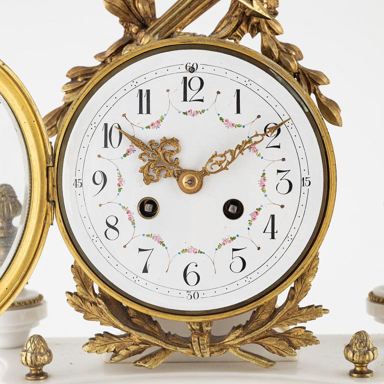 A Louis XVI-style mantle clock, Vincenti & Cie, France, late 19th century.