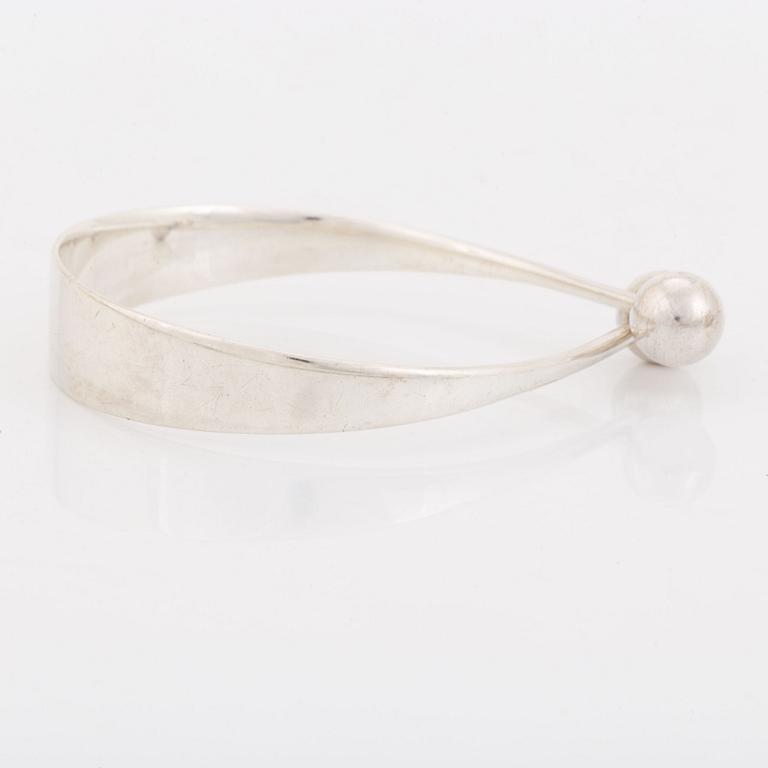 Hans Hansen, silver bangle, Denmark.