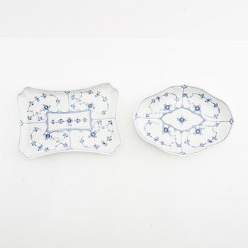 Servis 31 dlr "Musselmalet rifflet" Royal Copenhagen Danmark 1900-talets senare del porslin.