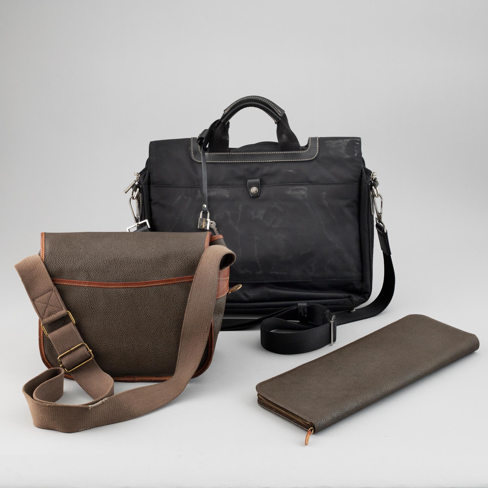 MULBERRY, a set of three bags.