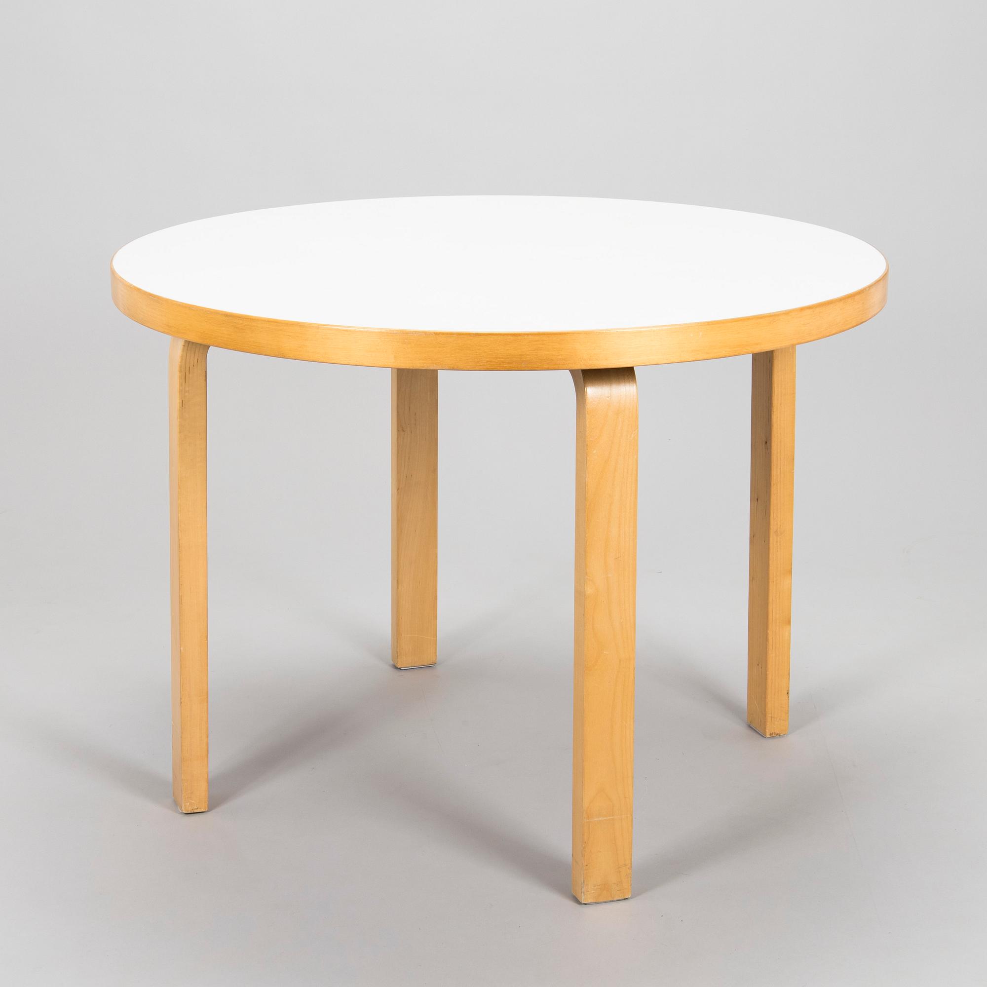 Alvar Aalto, Pöytä, malli 90A, Artek, 1900-luvun loppu.
