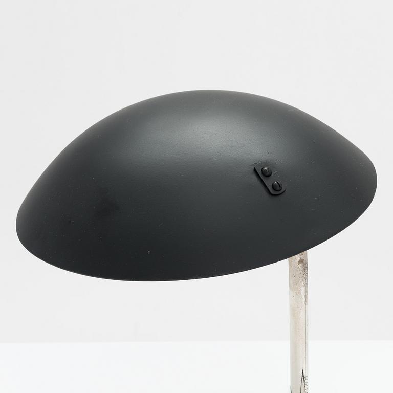 Paavo Tynell, bordslampa, modell 5310, Taito 1930-tal.