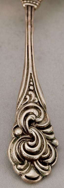 PARTI SILVER, mest Sverige, 1800-1900-tal. Tot vikt ca 1300 g.