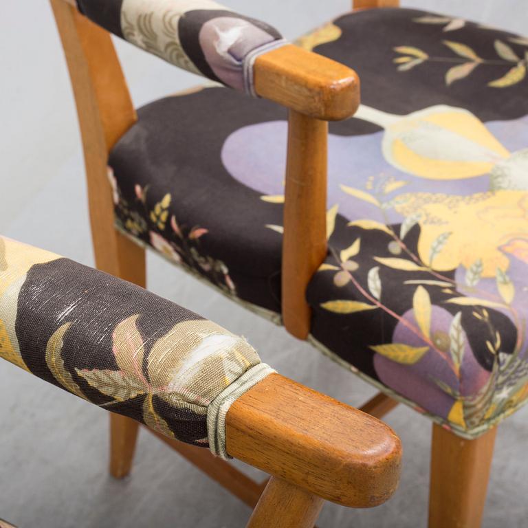 A Josef Frank pair of mahogany armchairs for Svenskt Tenn, model 695.