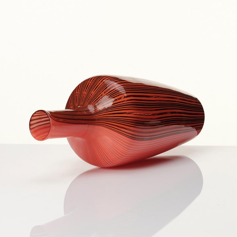 Carlo Scarpa, a 'Tessuto velato' glass vase, Venini, Murano, Italy 1950-60s.