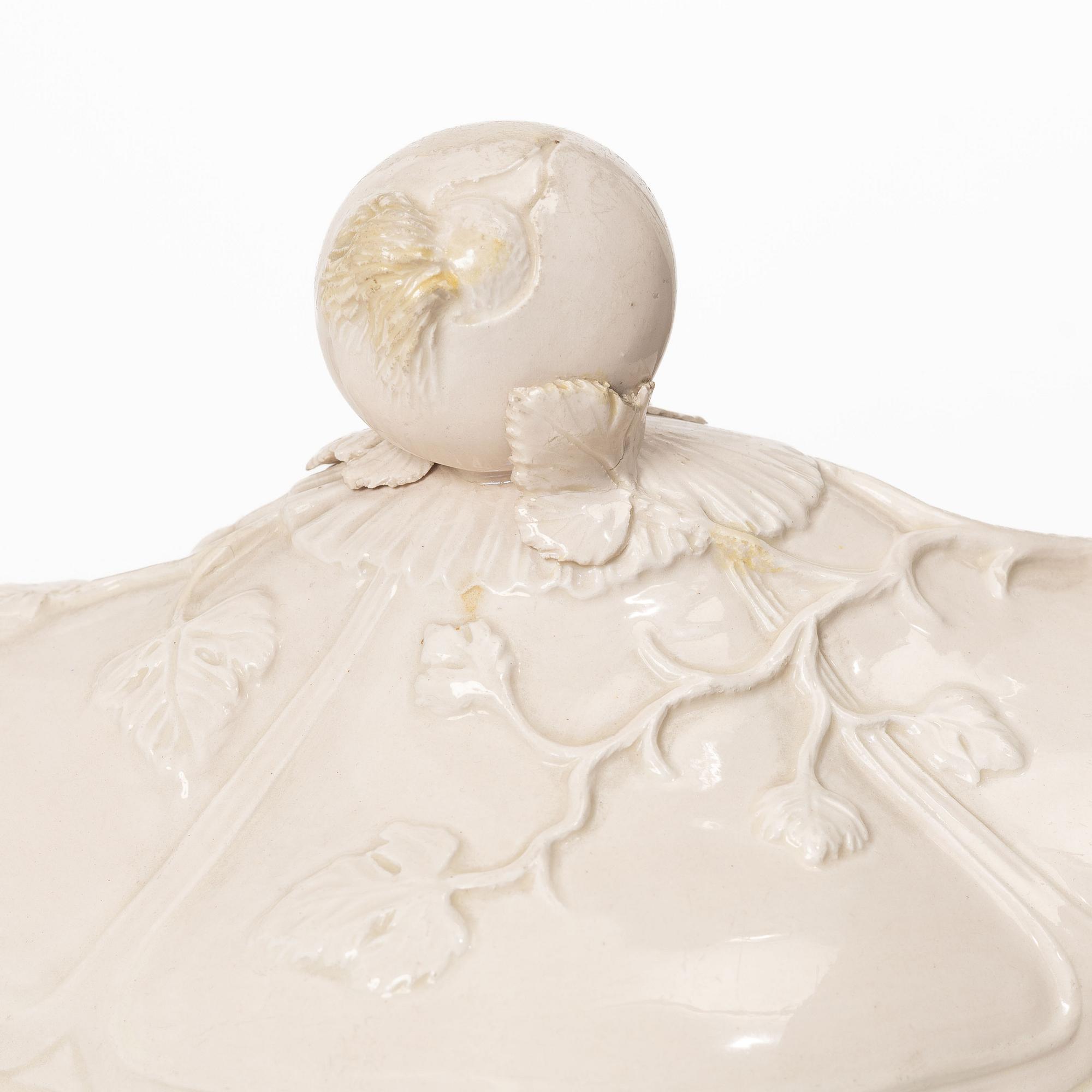 A Rococo tureen with cover, probably Marieberg, 18th Century.