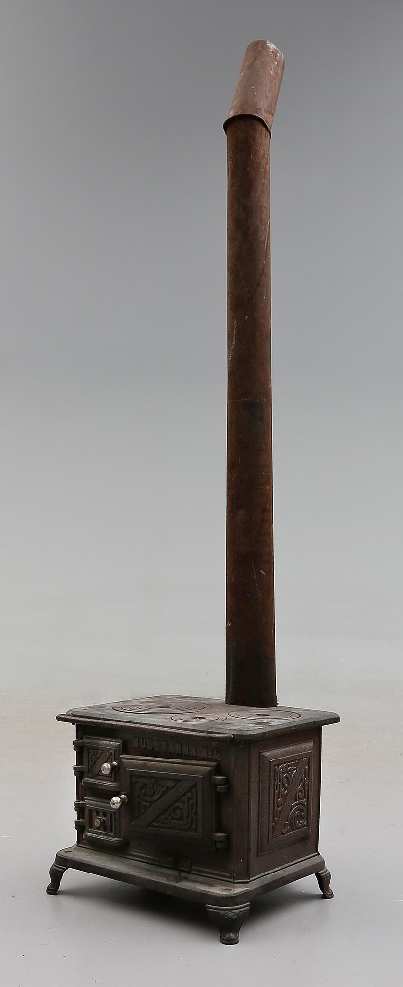 LEKSAKSSPIS, gjutjärn, No 2, Husqvarna, 1900-talets första hälft.