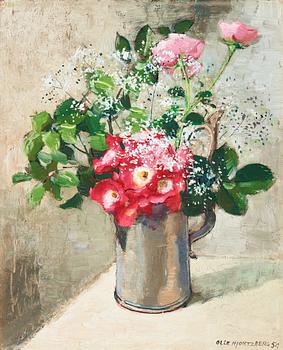 59. Olle Hjortzberg, Still life with roses and gypsophila.