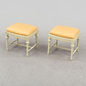 JOHAN ERIK HÖGLANDER, a pair of Gustavian stools, Stockholm, late 18th Century.