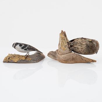 Elin Larsson, skulpturer, 4 st, snidat trä, 1970-tal.