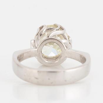 A circa 2 ct yellow diamond ring.