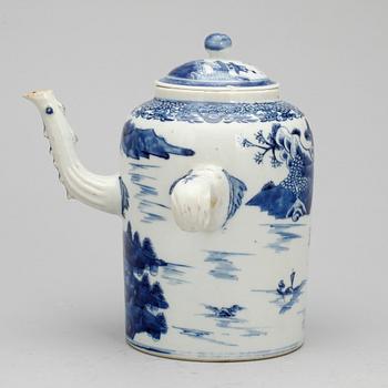 TEKANNA, porslin, Kina ca år 1800.