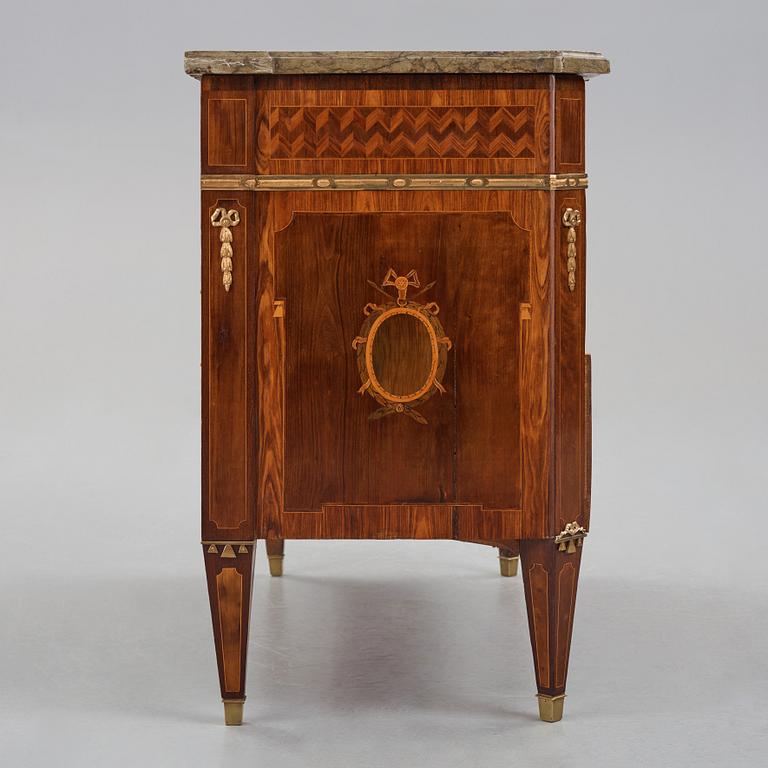 BYRÅ, av Anders Lundelius (mästare i Stockholm 1778-1823), 1780, Gustaviansk.