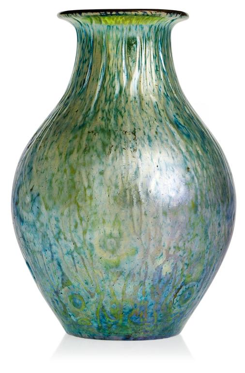 An Art Noveau Loetz style iridescent peacock eye glass vase.