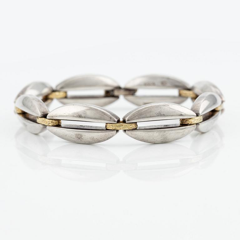 Regitze Overgaard, bracelet in silver and 18K gold no. 409 for Georg Jensen, Denmark.