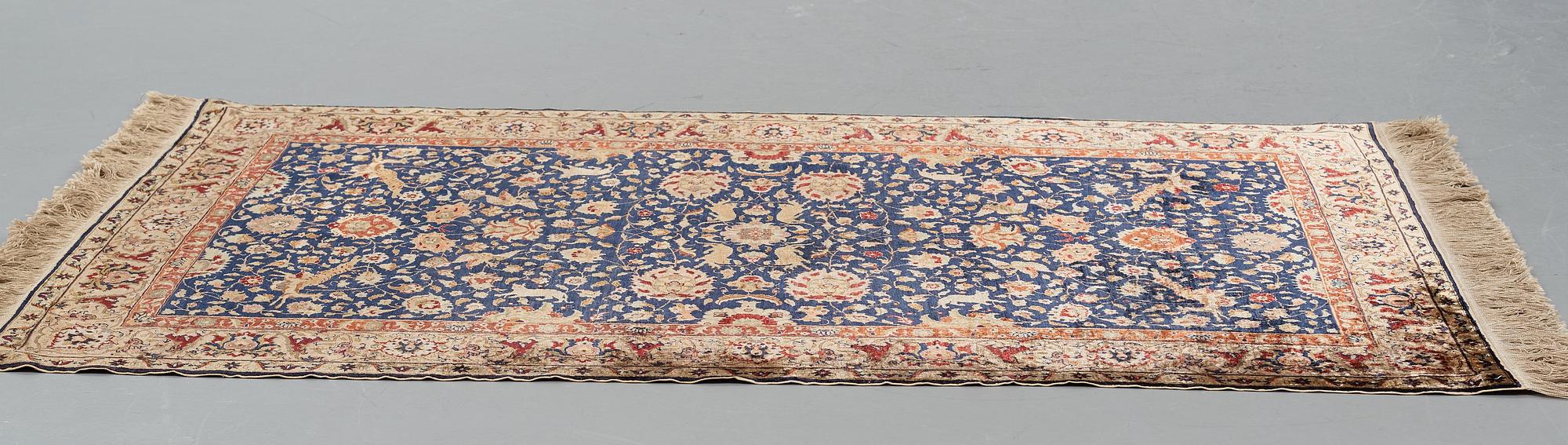 MATTA, antik/semiantik, silke Turkiet, sannolikt Kayseri, ca 178 x 121-124 cm.