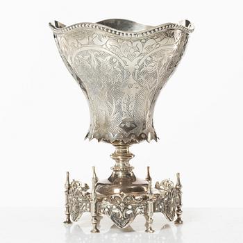 Goblet on foot, silver, 20th Century.