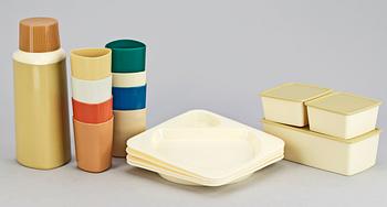 PICKNICKSET, plast, "Taffel", design Sigvard Bernadotte 1959, Huqvarna.