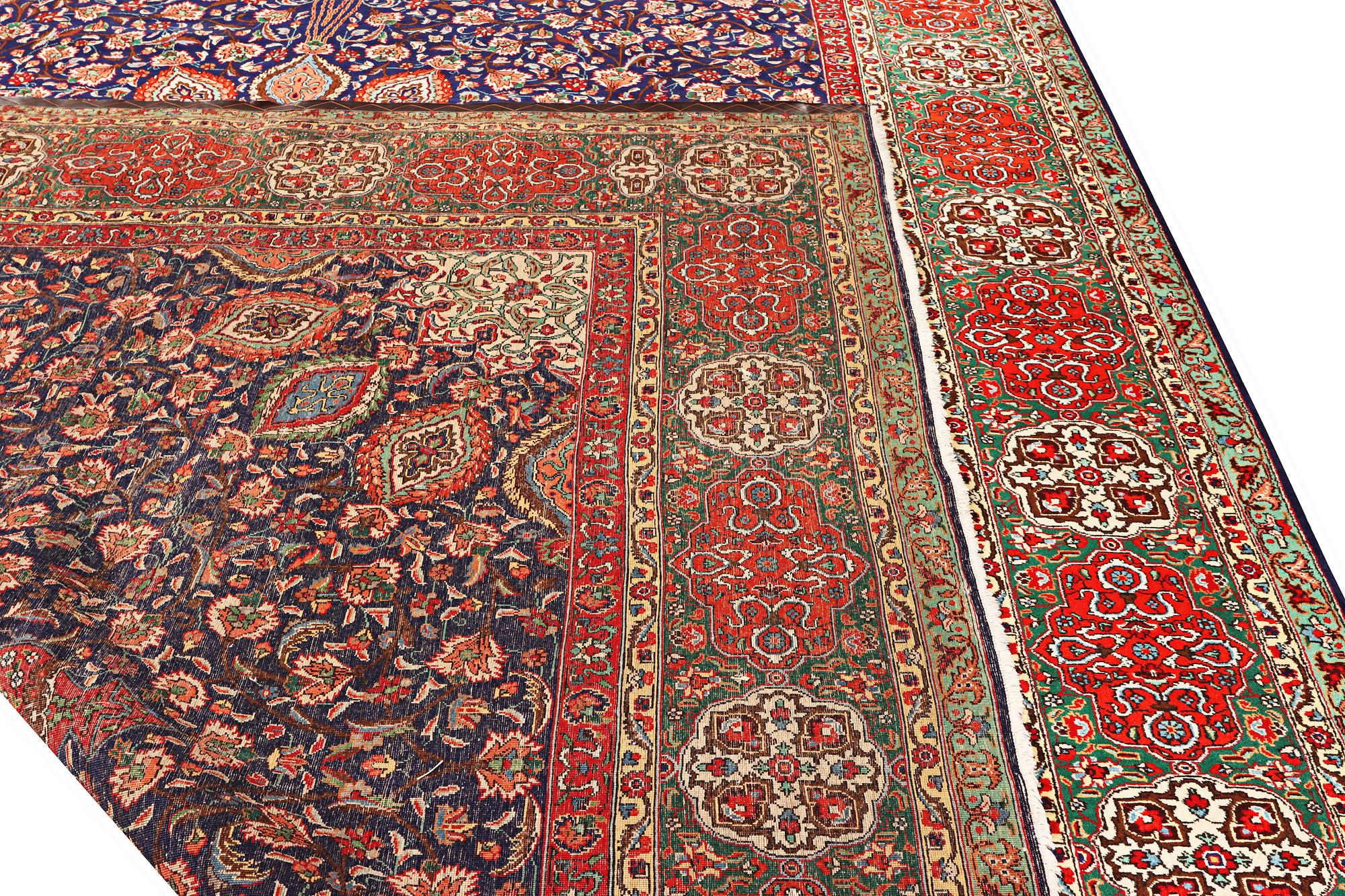 Matta, Kashmar, ca 500 x 348 cm.