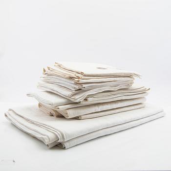 Towels 7+8 pcs linen/damask first half of the 20th century.