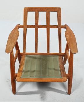 FÅTÖLJ, "GE 240/Cigarren", Hans J Wegner, 1900-talets tredje kvartal.
