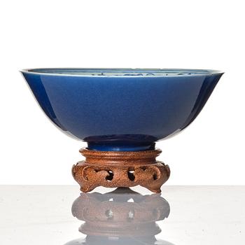 A blue and white bowl, Qing dynasty with Qianlong Mark.