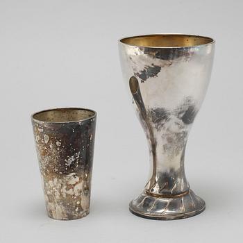 POKALER, 2 st, silver, GAB, Stockholm, 1927 och 1929. Vikt 353 g.