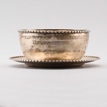 SKÅL OCH FAT, silver, 1929. Total vikt ca 375 g.