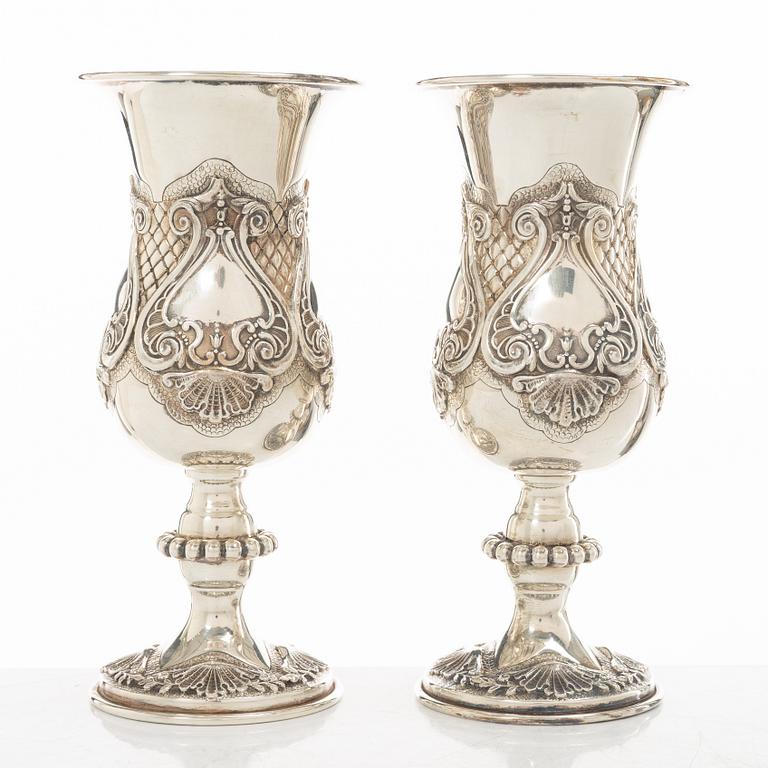 A par of  sterling silver goblets, Rococo style, 20th Century.