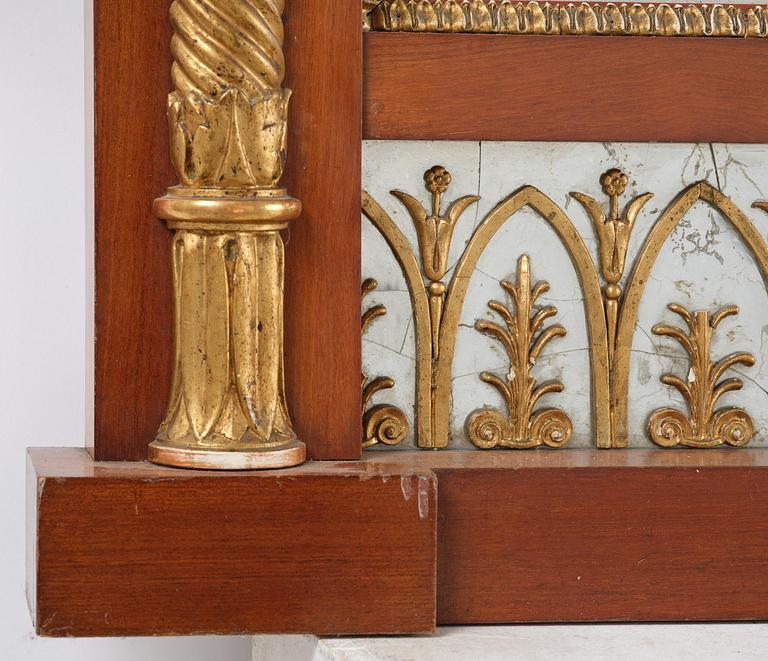 Spegel, av Johan Martin Berg  (spegelfabrikör i Göteborg 1803-37), Empire.