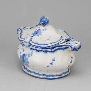 An 18th Century faience tureen with cover,  Stralsund.