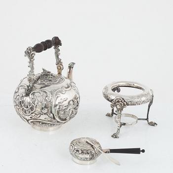 A German silver teapot on rechaud, mark of J.D. Schleissner & Söhne, Hanau, circa 1900.