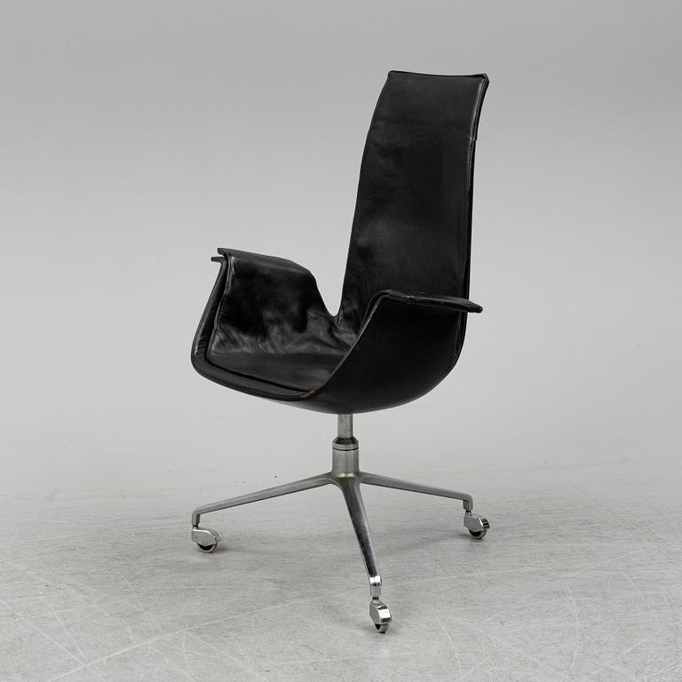 PREBEN FABRICIUS & JÖRGEN KASTHOLM, 'Tulip' easy chair.