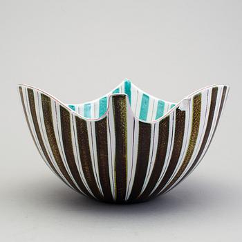 STIG LINDBERG, skål av fajans, Gustavsberg studio 1950-tal.