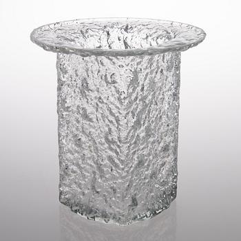 TIMO SARPANEVA, maljakko, lasia, Iittala 1900-luvun loppu, Signeerattu TS.