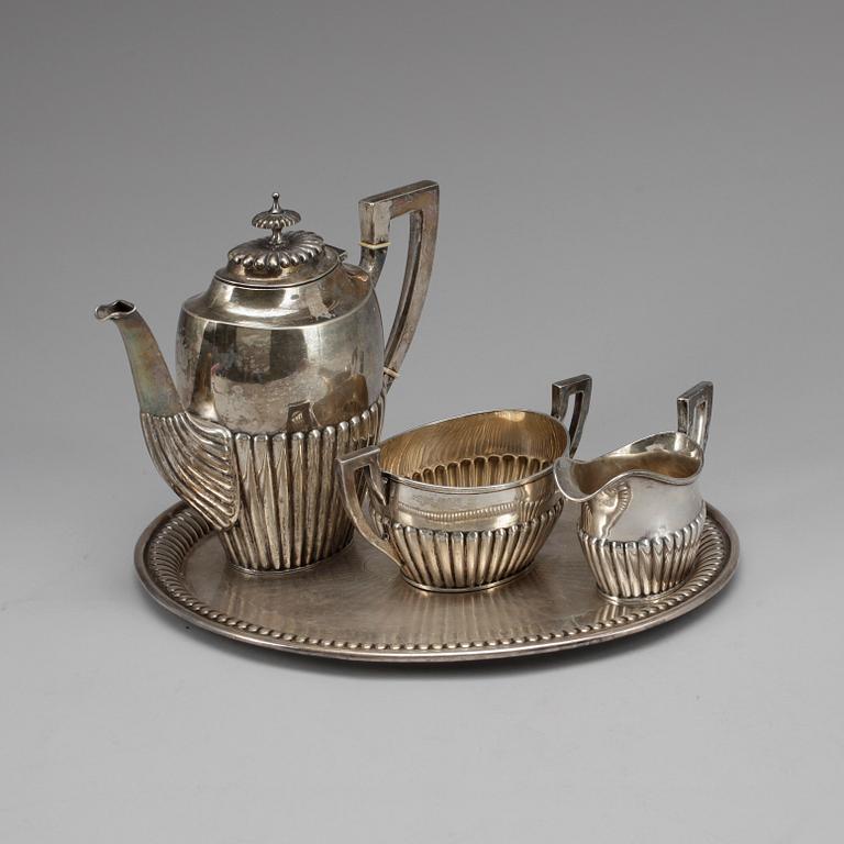 KAFFESERVIS, 3 delar, silver, Bernhard Hertz, Stockholm 1912. Total vikt ca 1284 gram.