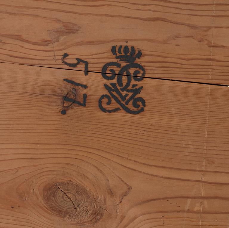 DIVANSBORD FRÅN HAGA SLOTT. Nyrokoko, 1800-talets mitt.