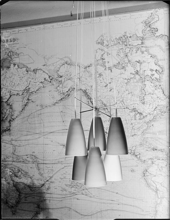 Hans Bergström, taklampa, modell "154/6", ateljé Lyktan, Åhus 1950-tal.